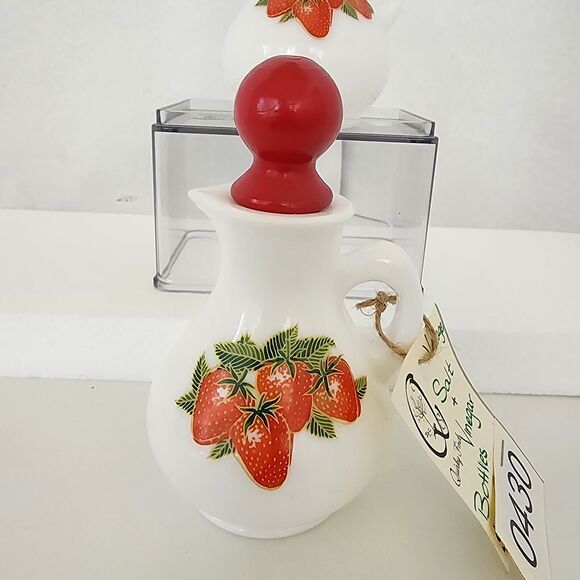 Retro White Milk Glass Strawberry Oil Vinegar Vintage Small Cruets 5.5" w/cork - Picture 13 of 14